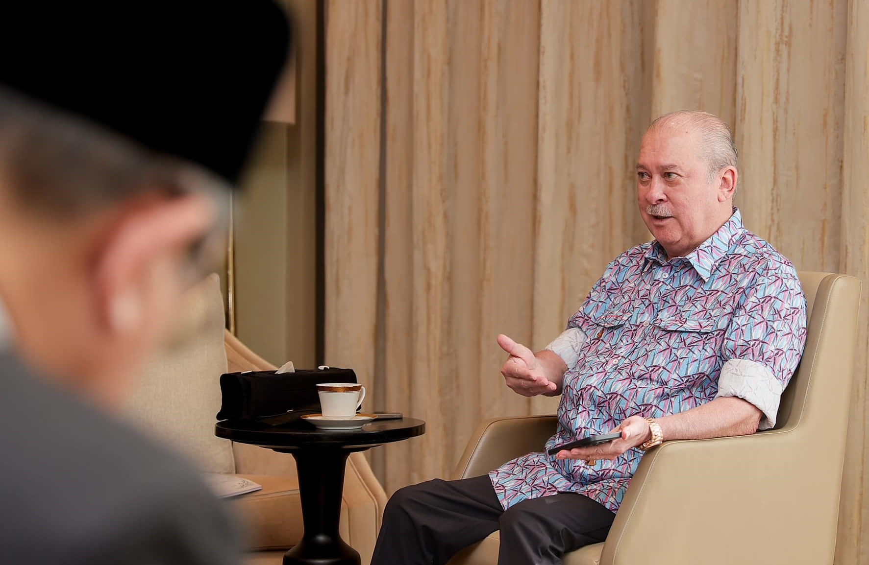 ■柔佛苏丹接受《海峡时报》访问。