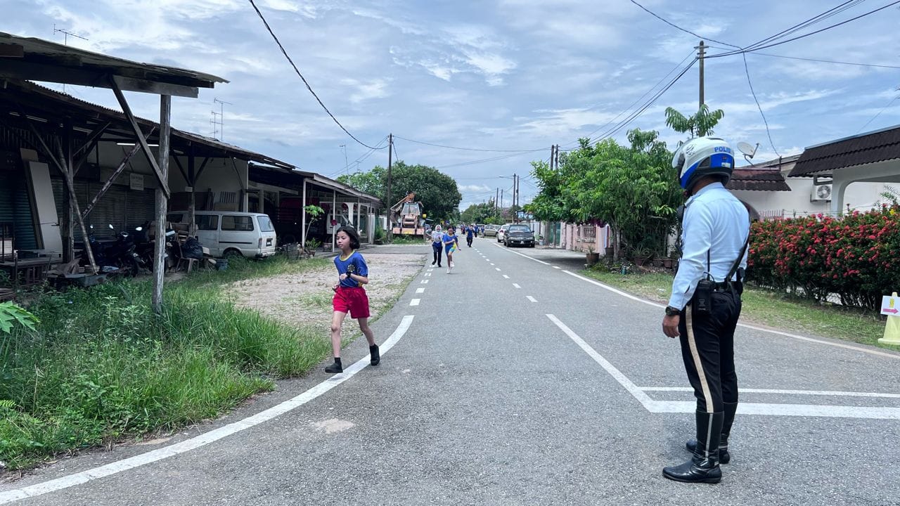 ■“越野赛跑”路线主要在学校周围，包括住宅区。（警方照片）