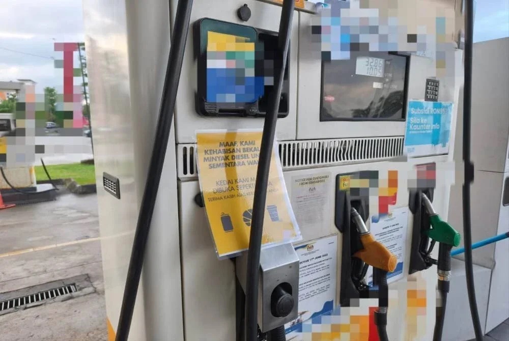 ■新山柴油供应中断情况，相信明日便可恢复供应。（图：Sinar Harian）